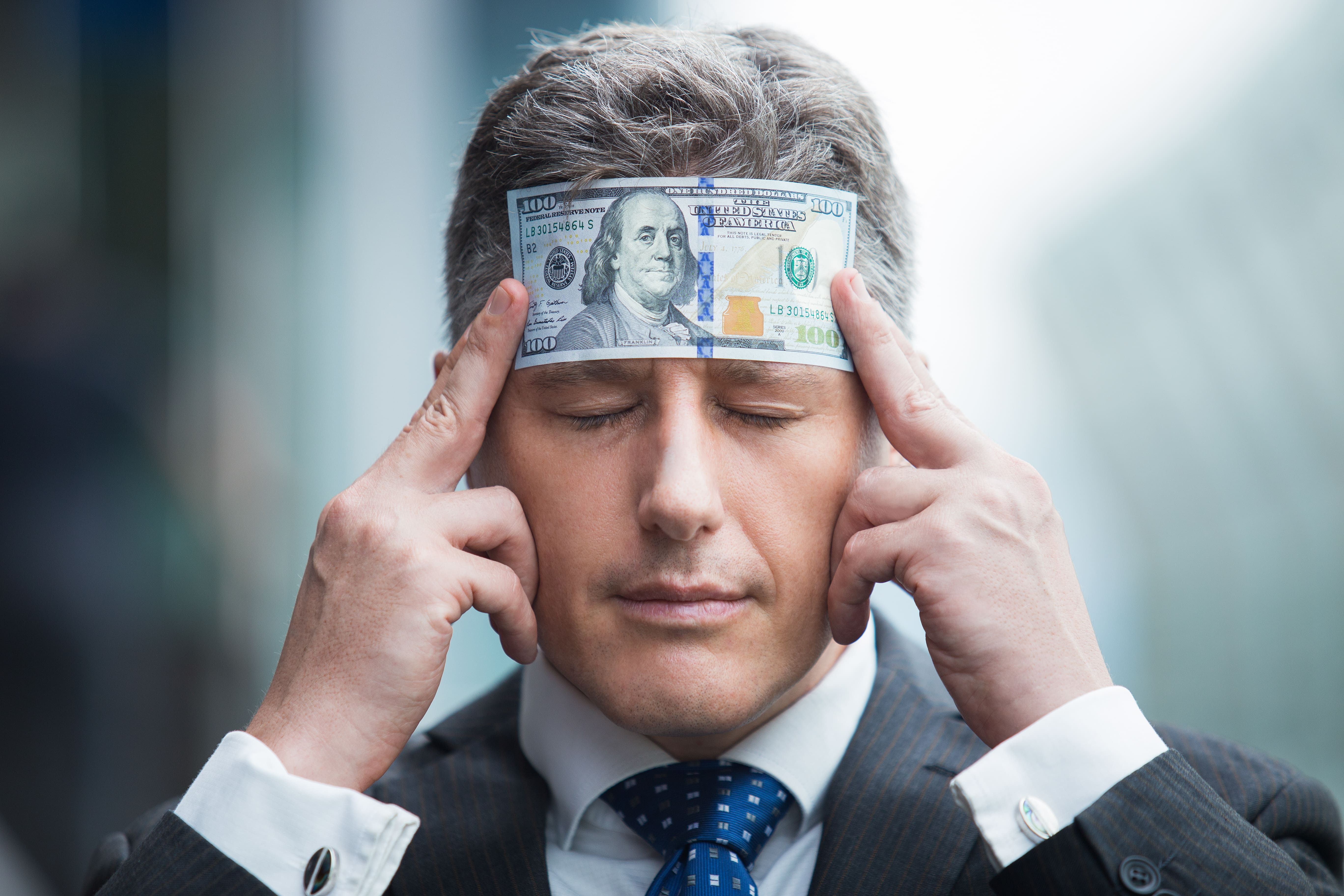 7 Cash Flow Mistakes That Could Shut Your Business Down — and How Virtual CFO Help You Avoid Them