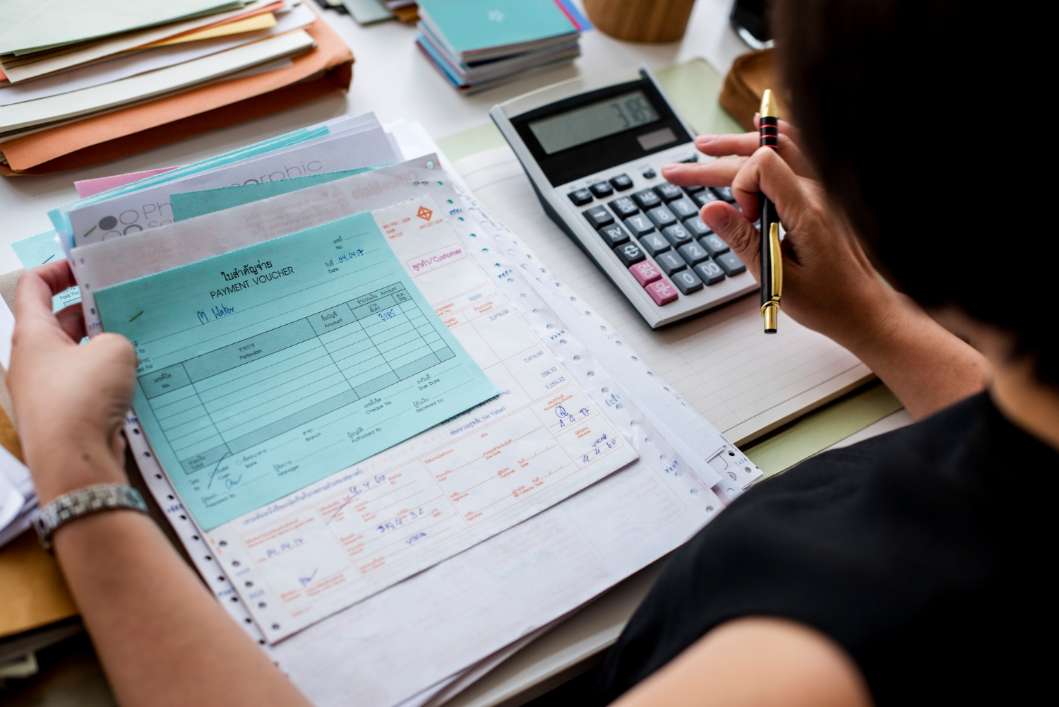 Why Every Business Needs an Accounting Process Manual (and How a Virtual CFO Can Build It)